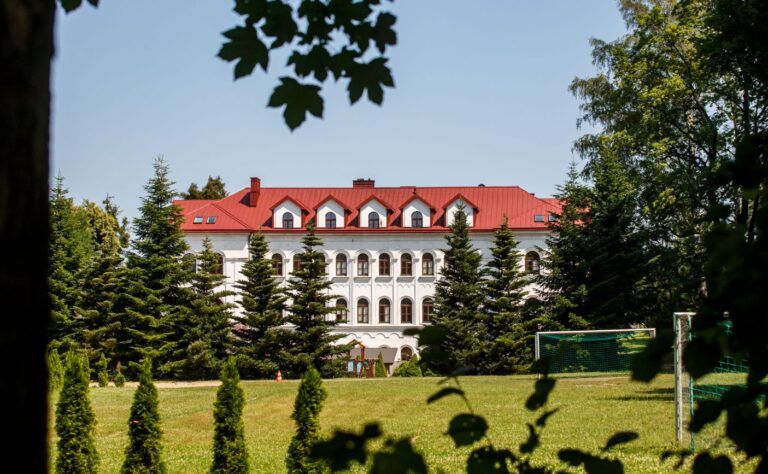 LSC BEMKE College 4 small